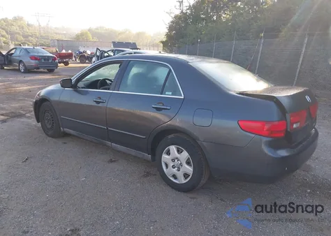 2005 Honda Accord 2.4 Lx из США, поврежденный, VIN 1HGCM56455A065082